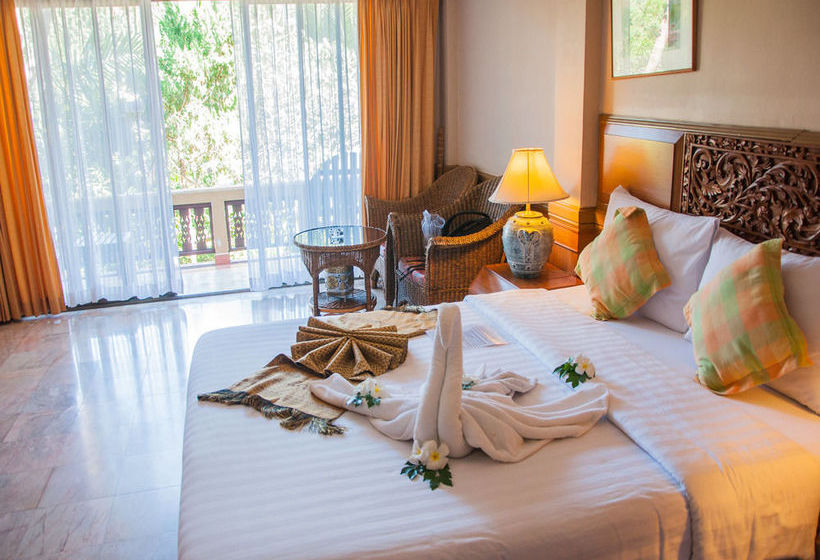 The Fair House Beach Resort & Hotel 13