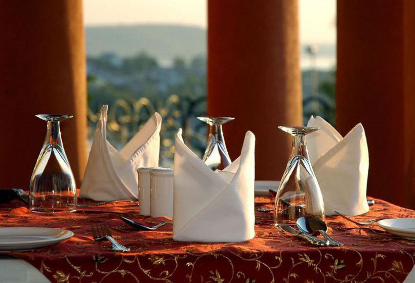 Hotel Noor Us Sabah Palace 10