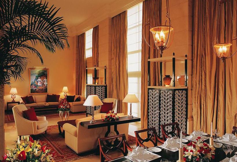 Hotel ITC Maratha 12