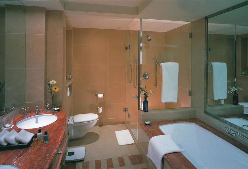 Hotel ITC Maratha 15