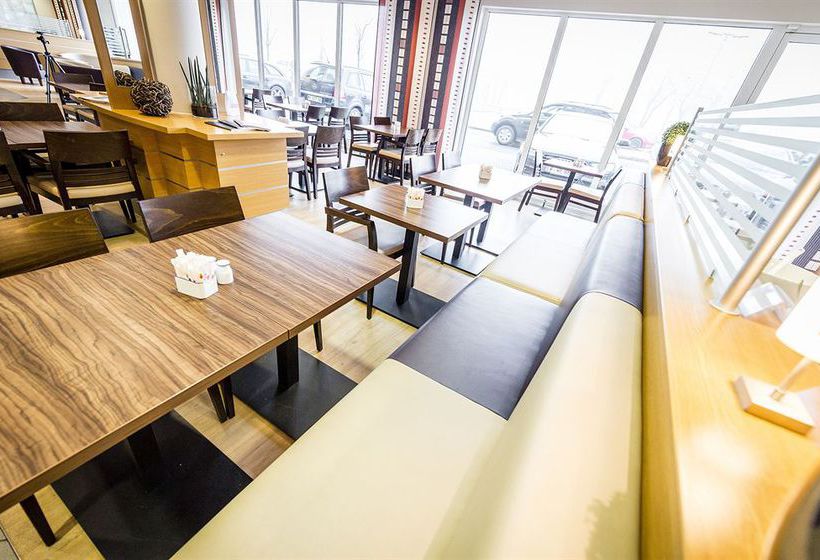 Hotel Holiday Inn Express Cologne Muelheim 10