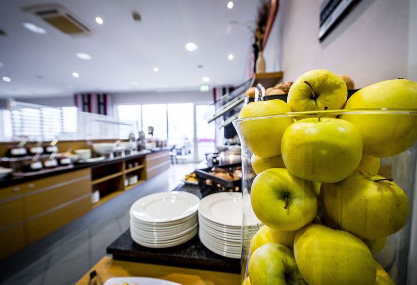 Hotel Holiday Inn Express Cologne Muelheim 19