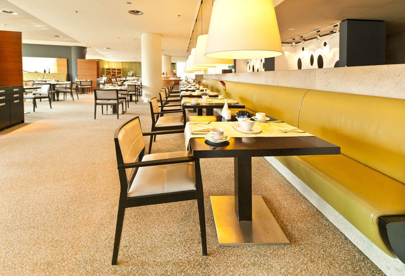 Dorint hotel am Heumarkt 12