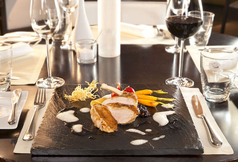 Dorint hotel am Heumarkt 9