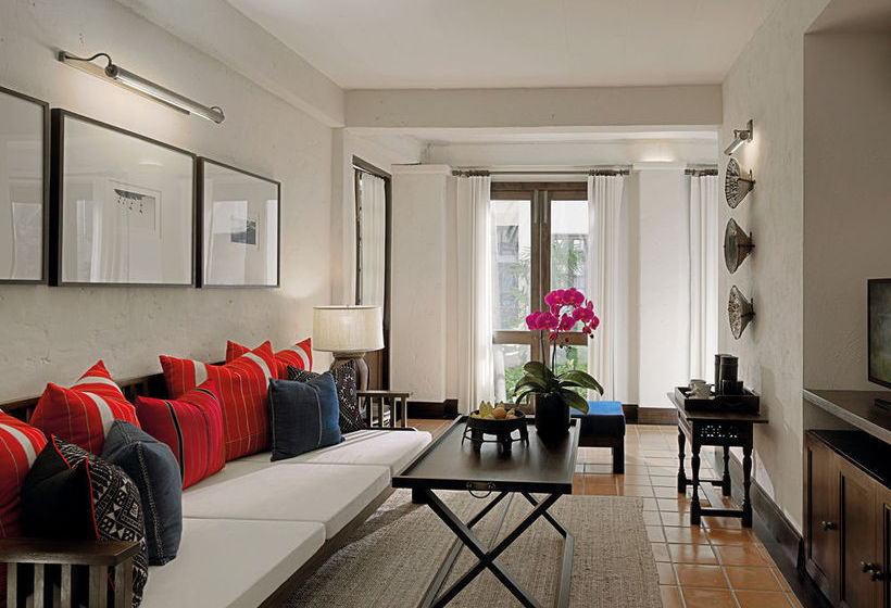 Hotel Tamarind Village 12