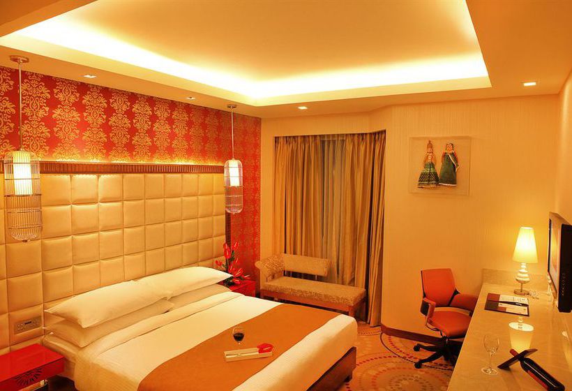 The Metropolitan Hotel New Delhi 12