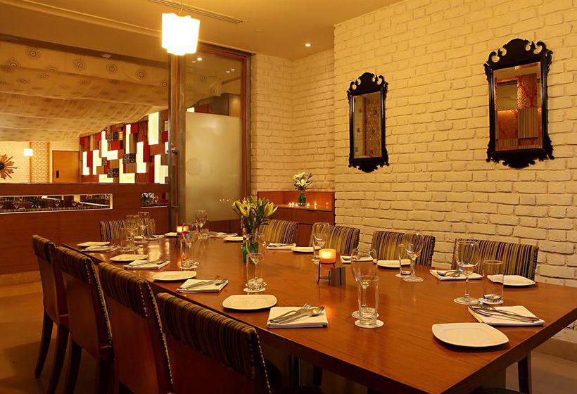 The Metropolitan Hotel New Delhi 13