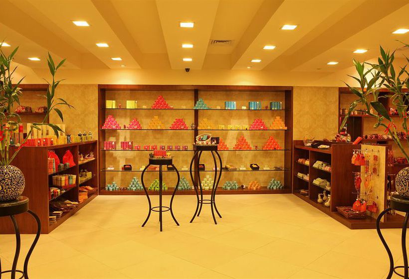 The Metropolitan Hotel New Delhi 17