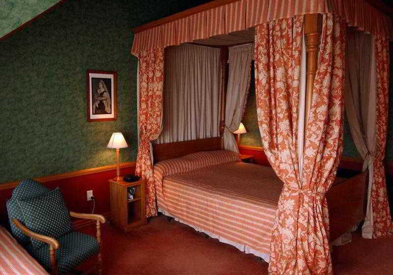 Hotel Larnach Castle Lodge 11