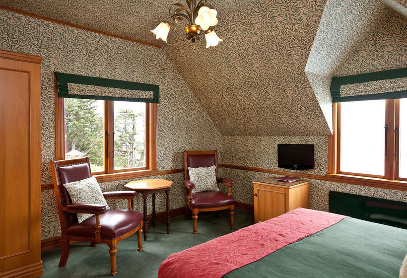 Hotel Larnach Castle Lodge 2