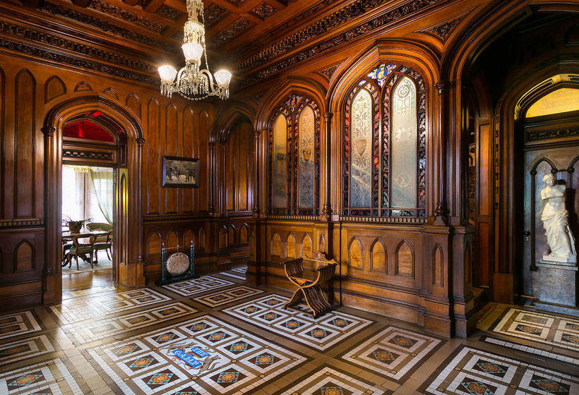 Hotel Larnach Castle Lodge 7