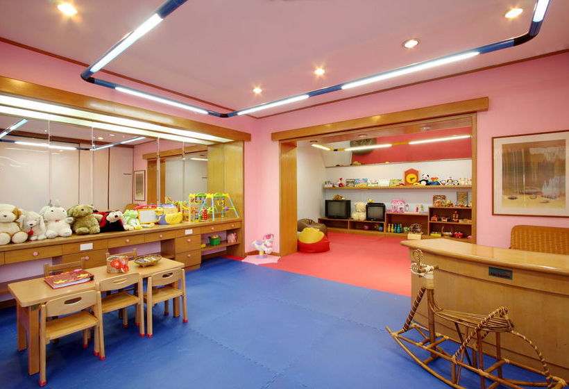 Hilton Hua Hin Resort & Spa 10