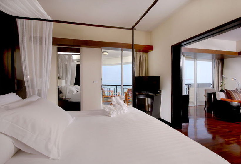 Hilton Hua Hin Resort & Spa 18