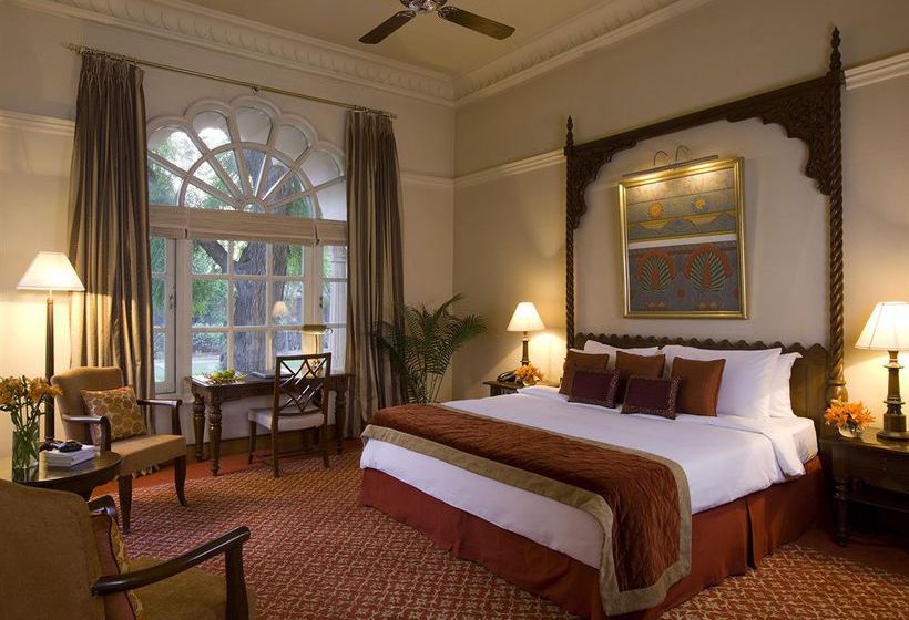 Hotel Vivanta by Taj Hari Mahal 10