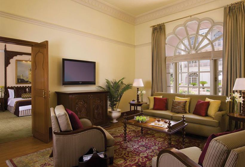 Hotel Vivanta by Taj Hari Mahal 12