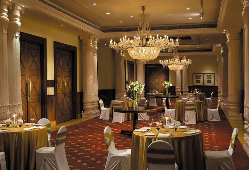 Hotel Vivanta by Taj Hari Mahal 9