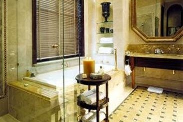 Hotel The Palazzo Montecasino 11