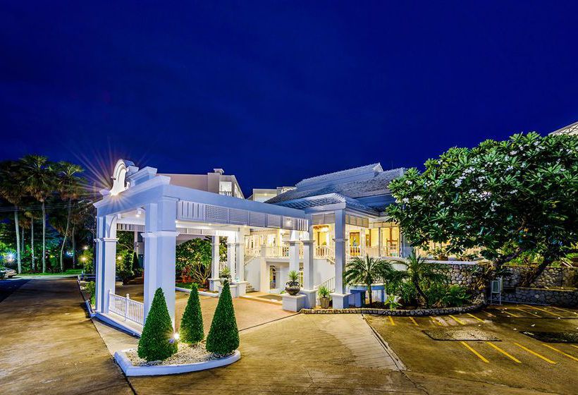 Hotel Andaman Seaview 19