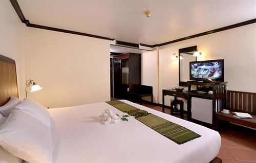 Hotel Front Village 17