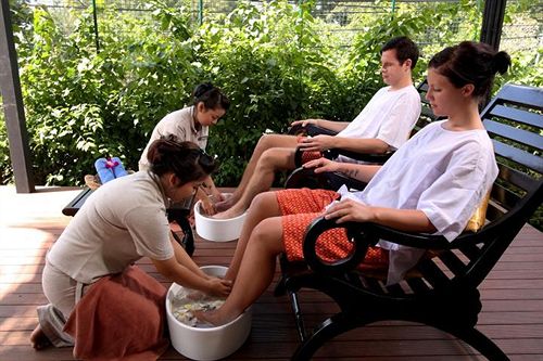 Hotel Front Village 9