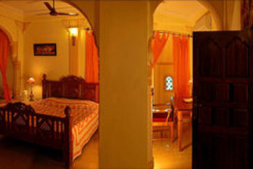 Resort WelcomHeritage Khimsar Fort 15