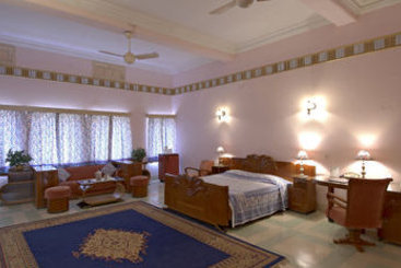 Resort WelcomHeritage Khimsar Fort 3
