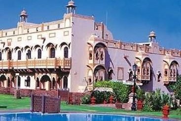 Resort WelcomHeritage Khimsar Fort 5