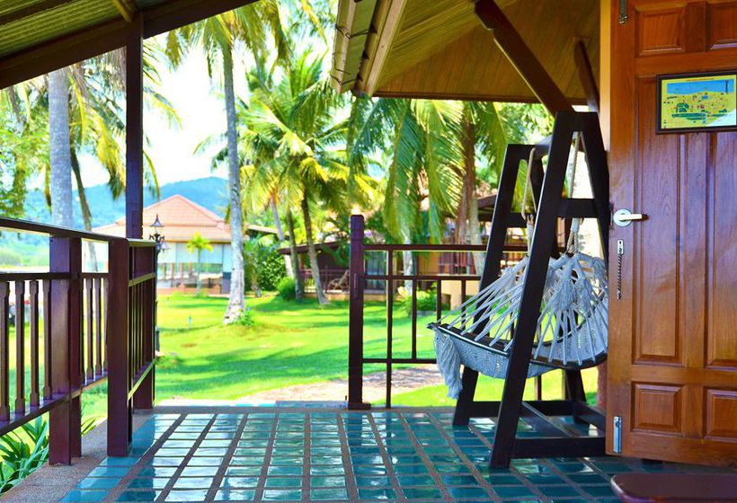 Aiyapura Resort & Spa 11