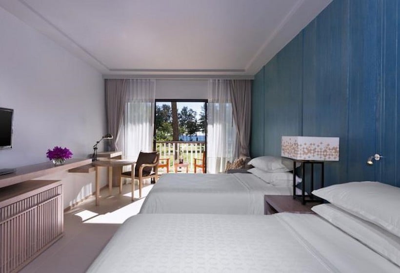 Dusit Thani Krabi Beach Resort 6