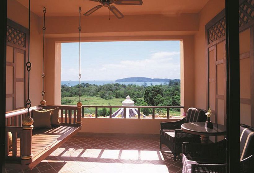 Hotel Pavilion Queen's Bay 3