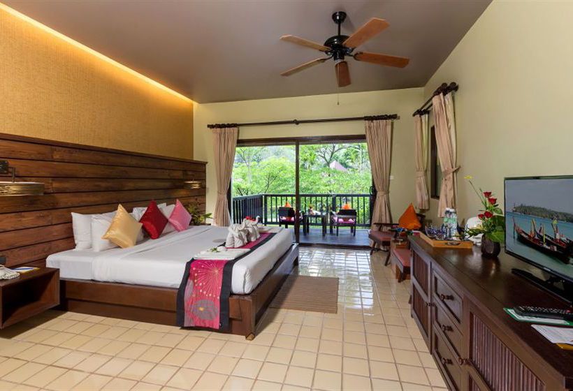 Khao Lak Wanaburee Resort 18