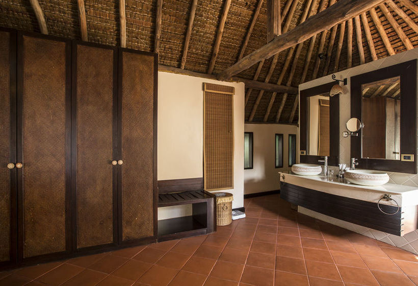 Hotel Phi Phi Island Village Beach Resort 16