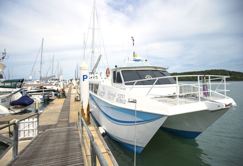 Hotel Phi Phi Island Village Beach Resort 17