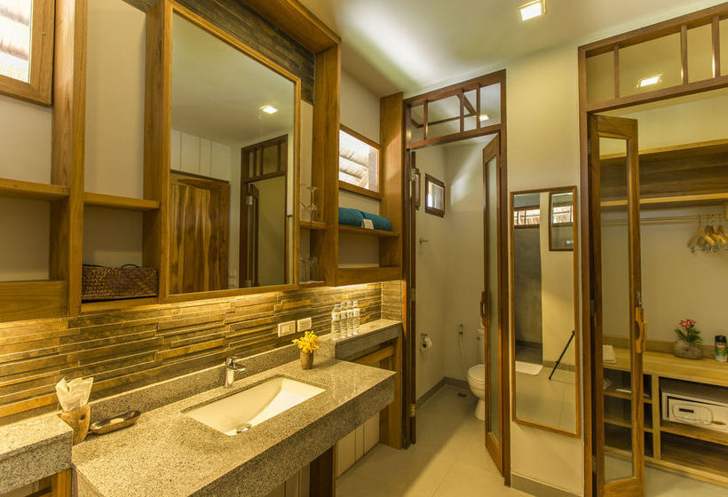 Hotel Phi Phi Island Village Beach Resort 20