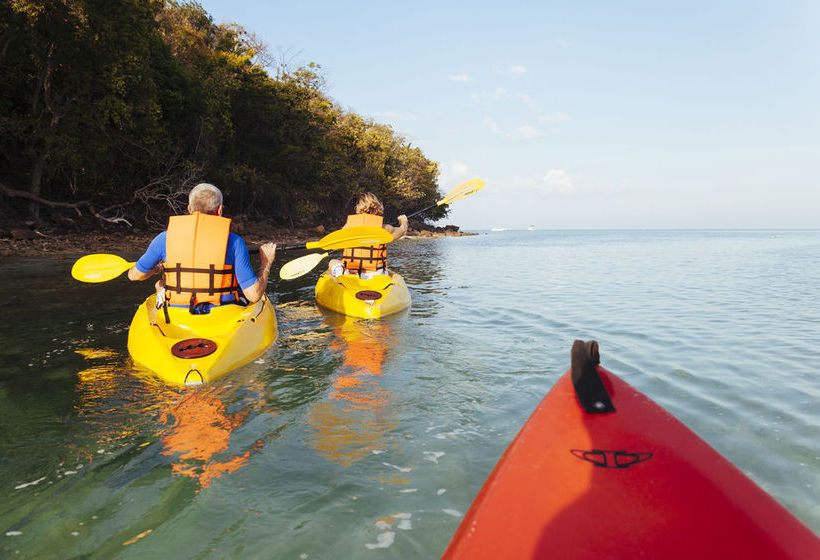 Hotel Phi Phi Island Village Beach Resort 9