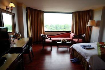 Hotel Amarin Lagoon 3