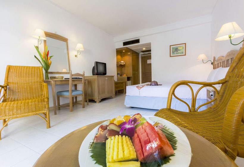 Hotel Amora Beach Resort Phuket 15