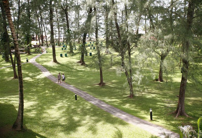 Hotel Amora Beach Resort Phuket 4