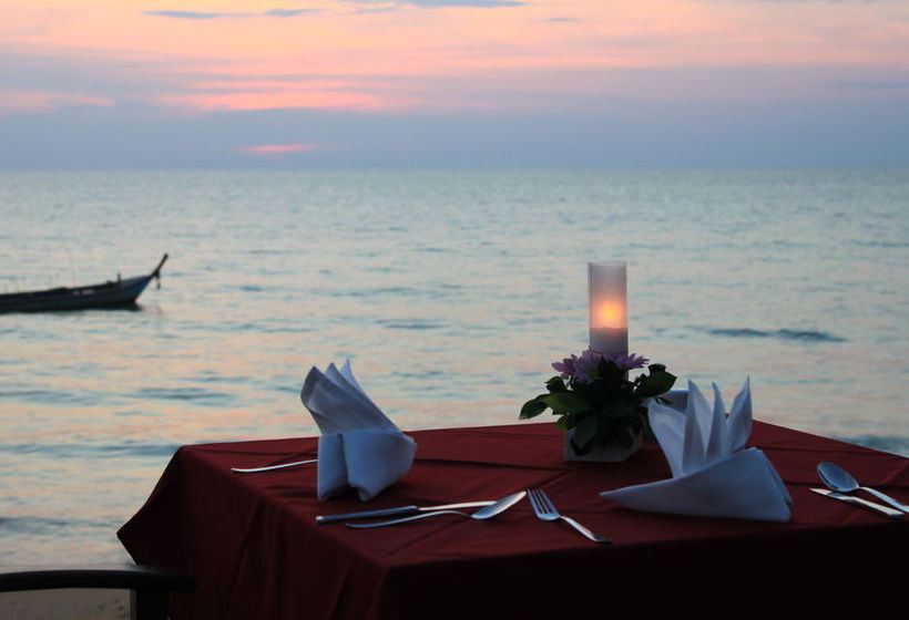 Mukdara Beach Villa & Spa Resort 1