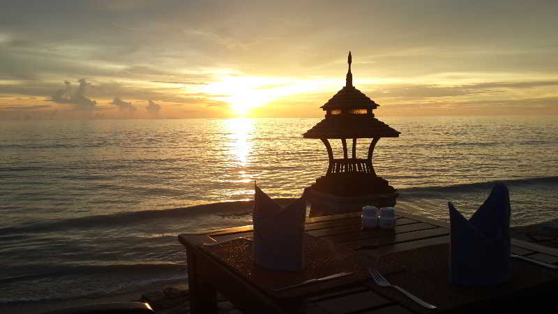 Mukdara Beach Villa & Spa Resort 10