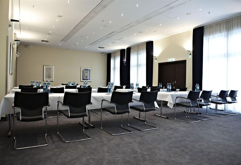 Steigenberger Hotel Metropolitan 4