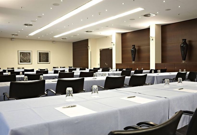 Steigenberger Hotel Metropolitan 6