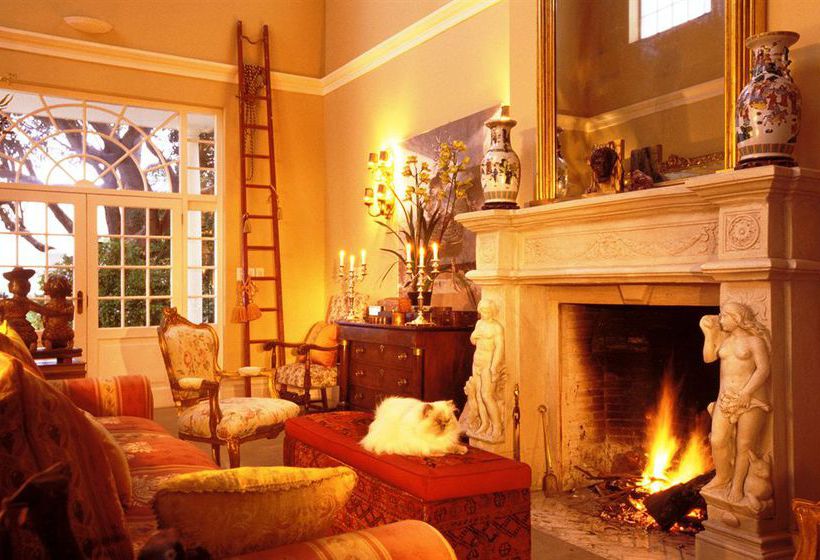 Hotel Colona Castle Cape Town 2