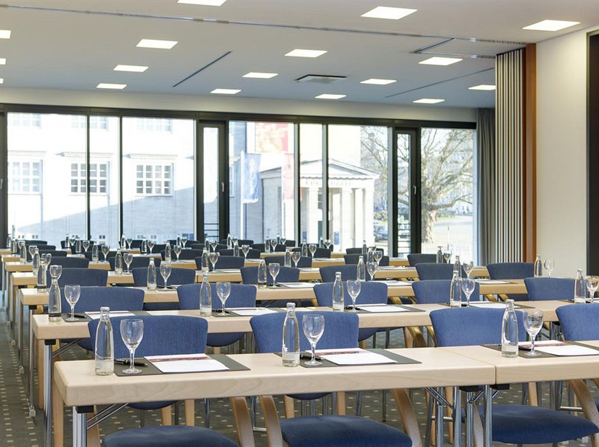 Hotel Intercity Hauptbahnhof 4