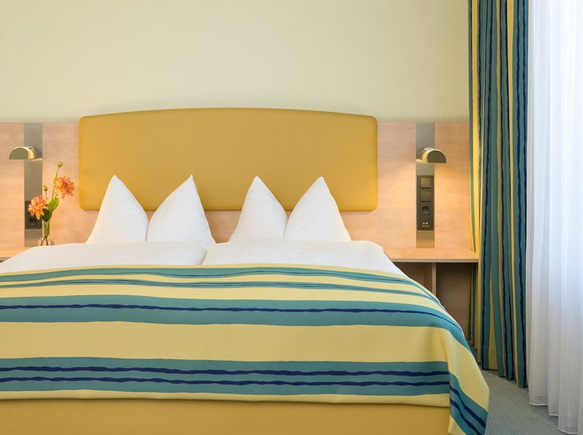 Hotel Intercity Hauptbahnhof 6