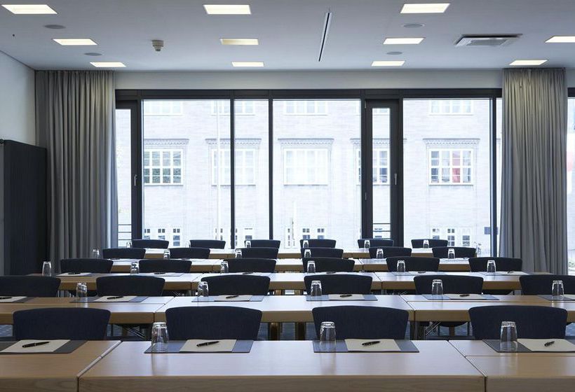 Hotel Intercity Hauptbahnhof 8