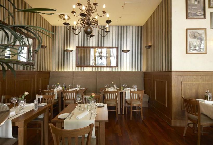 InterCityHotel Düsseldorf 16