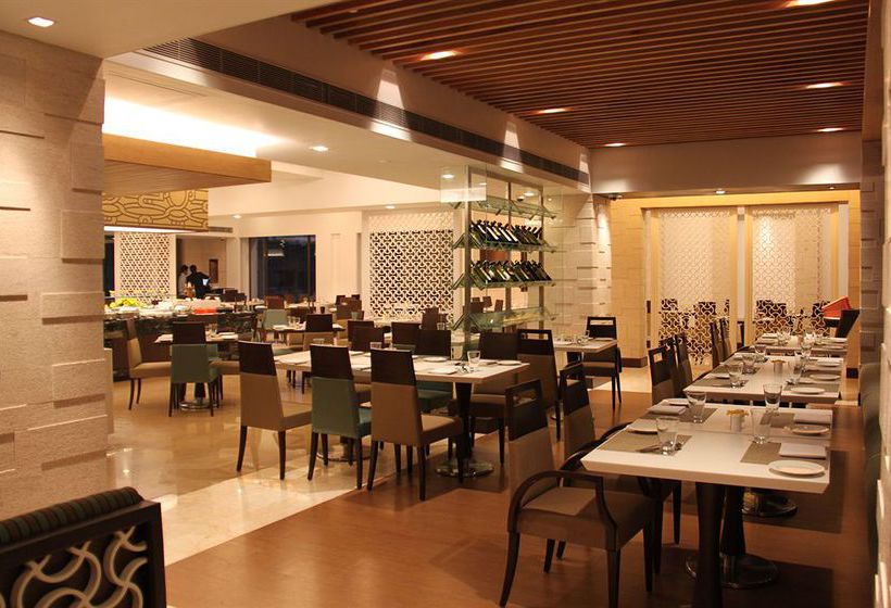 Radisson Hotel Varanasi 2