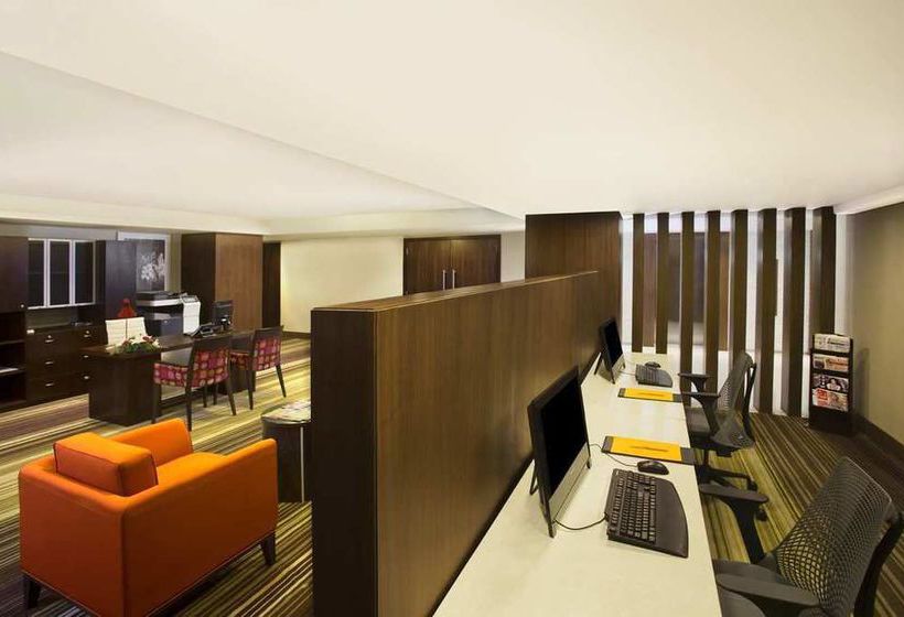 Hotel Hilton Garden Inn Trivandrum 7