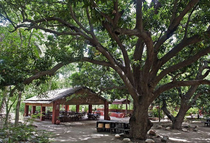 Hotel Maharani Bagh Orchard Retreat 10